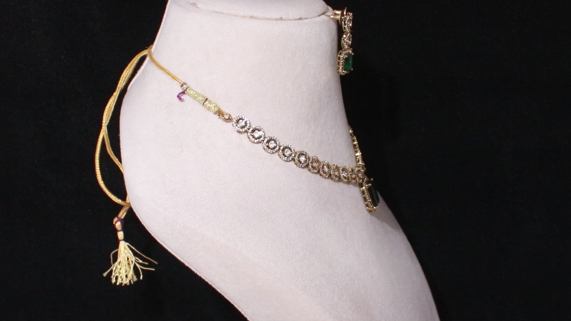 Victorian Polish Elegant Pearl & Teardrop Pendant Necklace Set