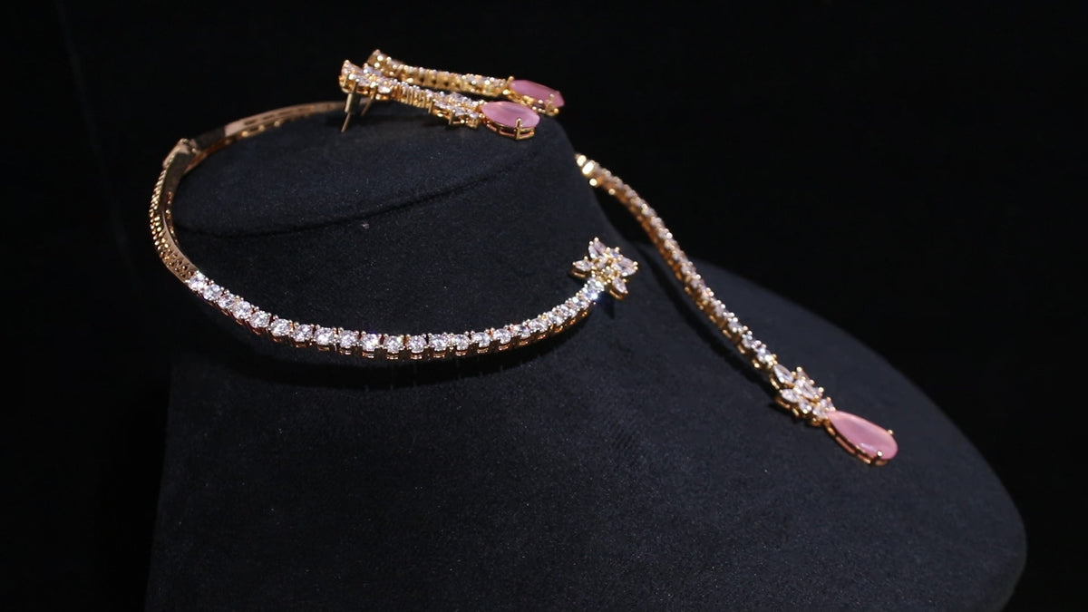 Ganga Jamuna Polish Floral Teardrop Collar Set