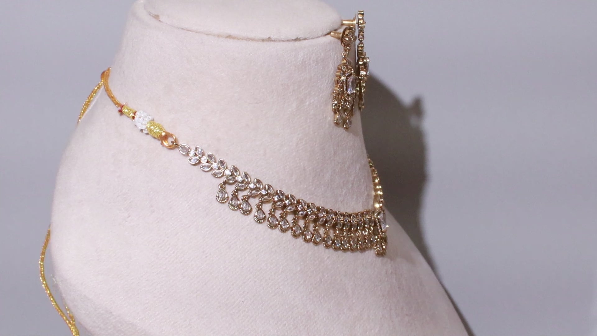 Victorian Polish Elegant Polki Pendant Necklace Set