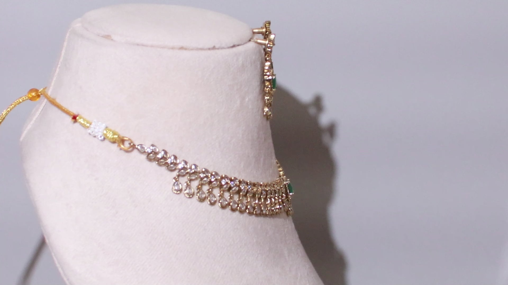 Victorian Polish Elegant Polki Pendant Necklace Set