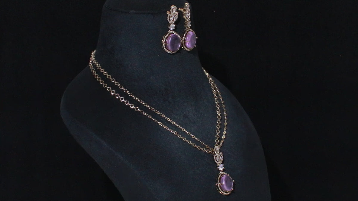 Victorian Polish Stone Pendant Necklace Set
