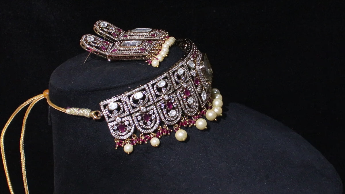 Victorian Polish Kundan Traditional Motif Choker Set
