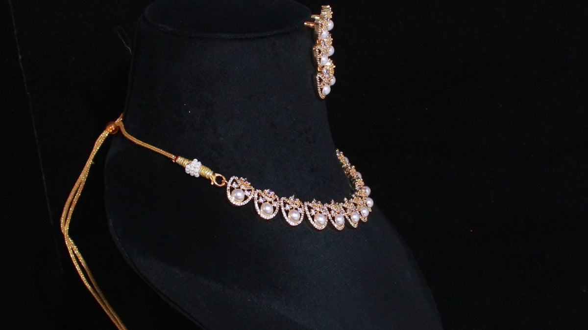 Gold Polish Triple Layer Round Medallion Necklace Set