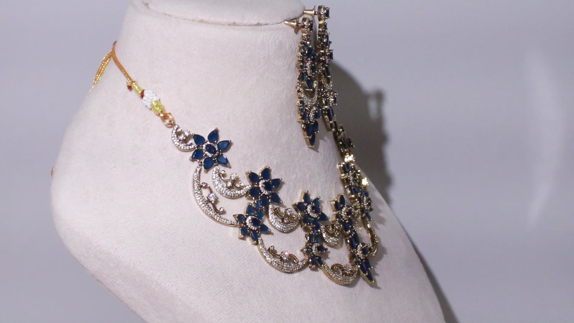 Victorian Polish Elegant Rectangular Stone Necklace Set