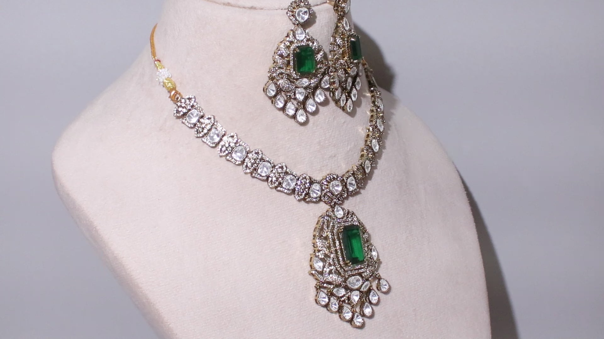 Victorian Polish Carved Stone Elephant Choker Jewelry Set
