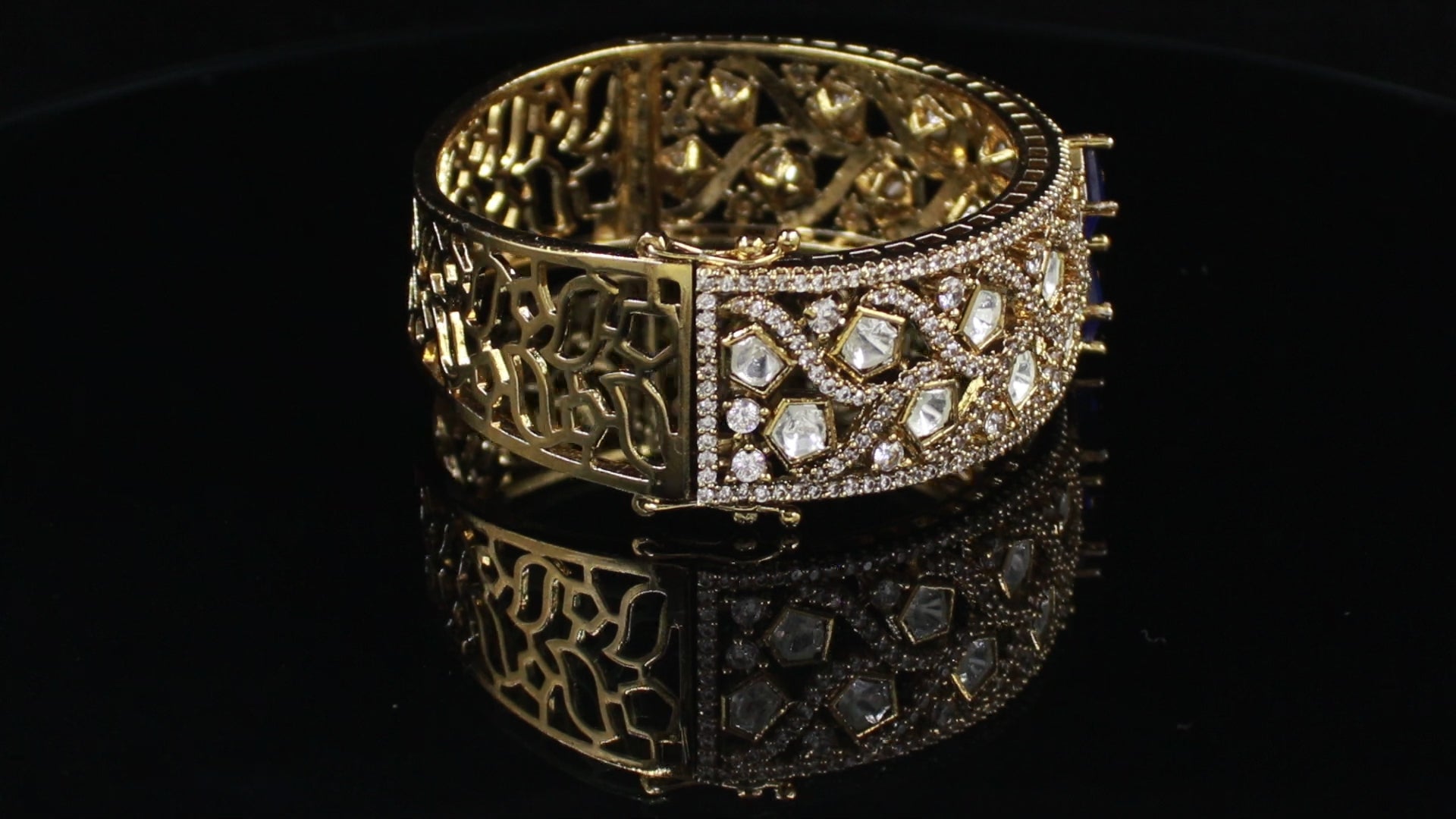 Victorian Polish Dual Leaf Kundan Bracelet