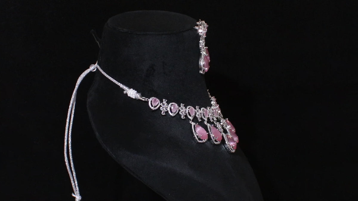 Emerald Bloom Necklace Set