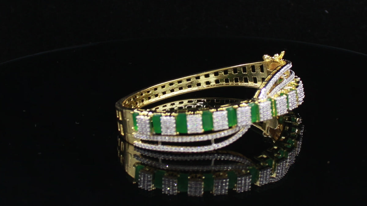 Ganga Jamuna Finish Sweeping Rectangular Stone Bracelet