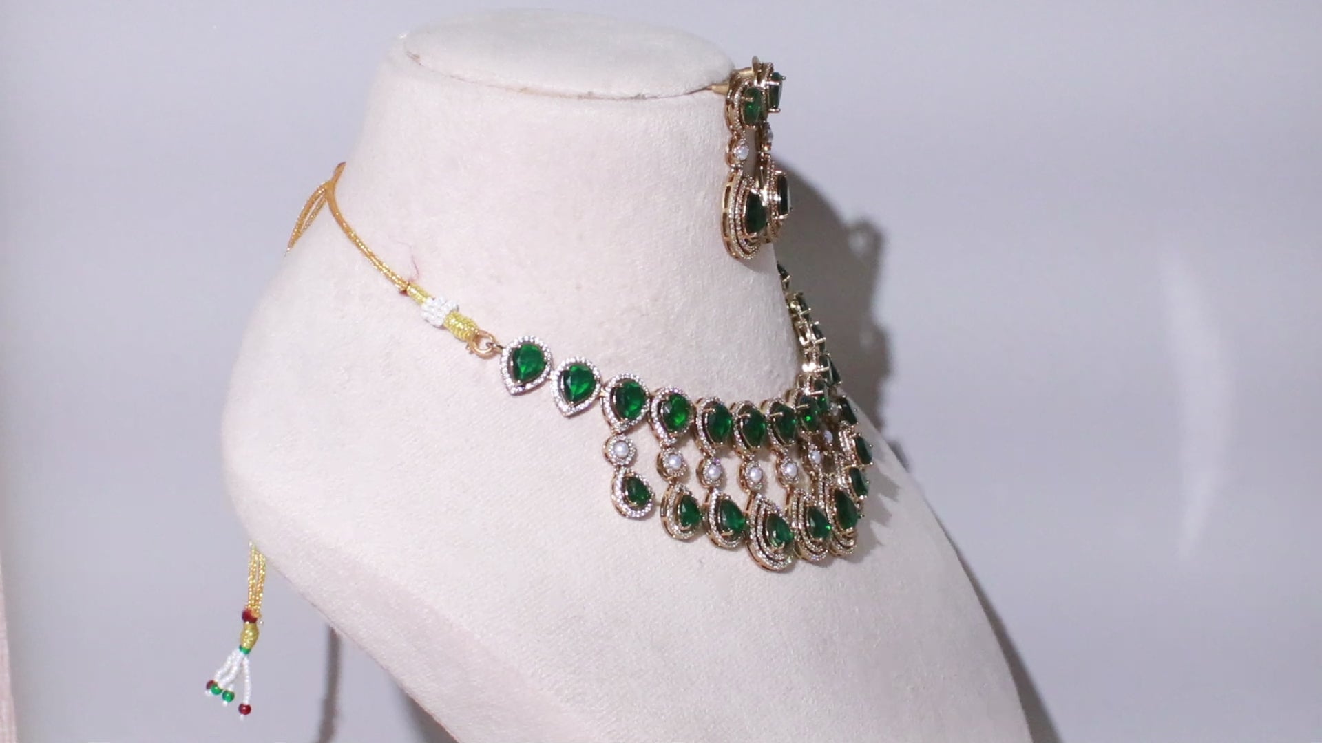 Victorian Polish Teardrop Polki Cluster Necklace Set
