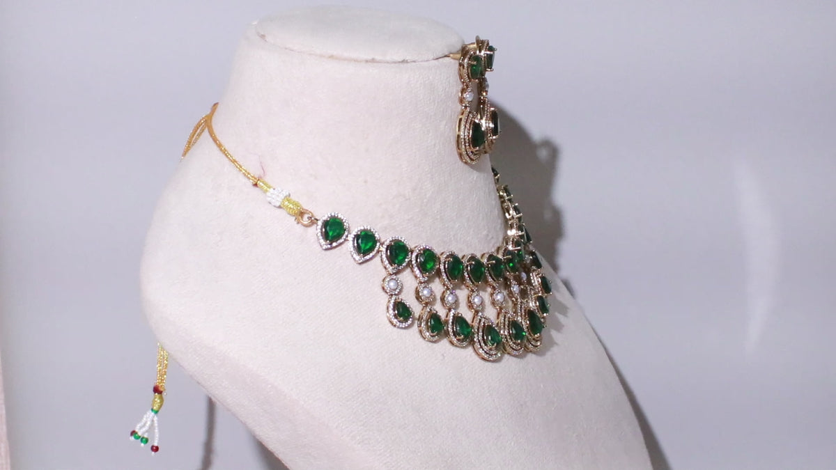 Victorian Polish Teardrop Polki Cluster Necklace Set