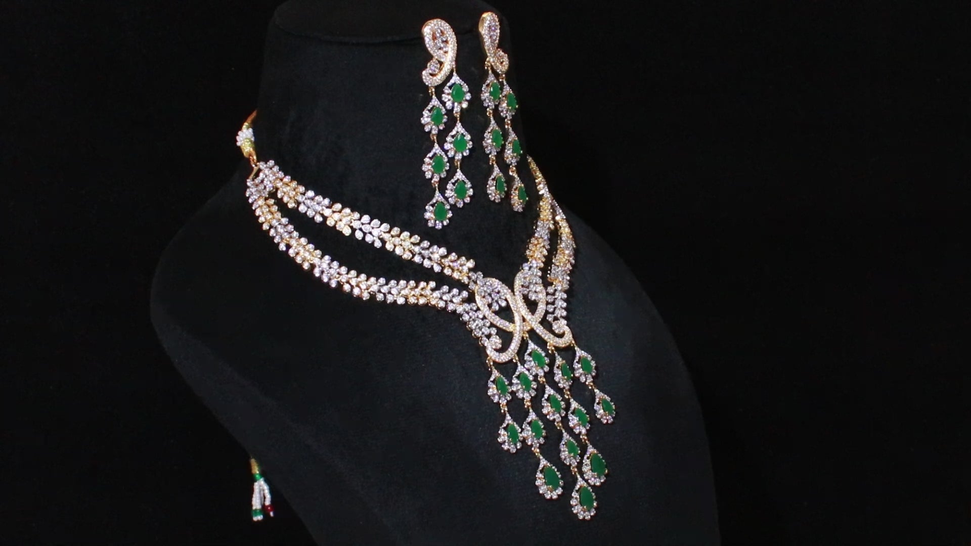 Ganga Jamuna Dual-Tone Interlocking Chandelier Necklace Set