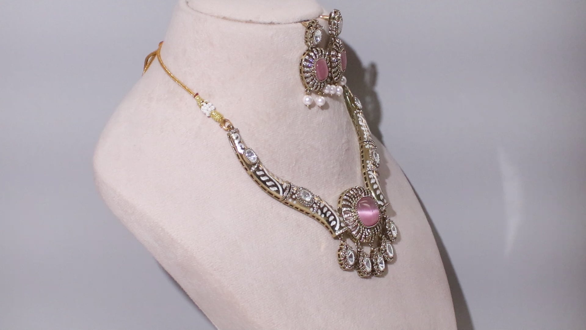 Victorian Polish Enamel Work Polki Choker Jewelry Set