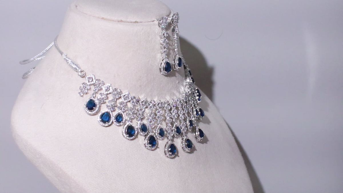 Silver Finish Teardrop Fringe Necklace Set