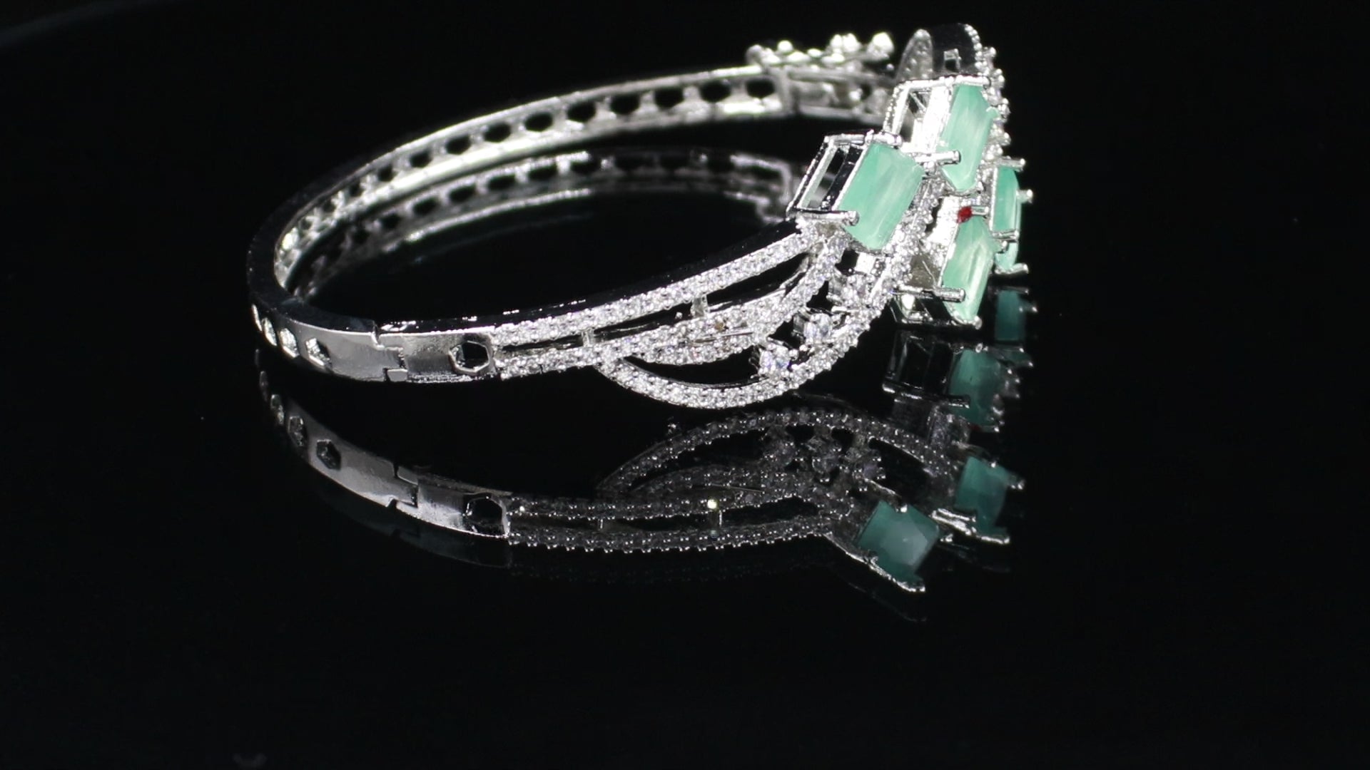 Silver Finish Intertwined Wave Bracelet