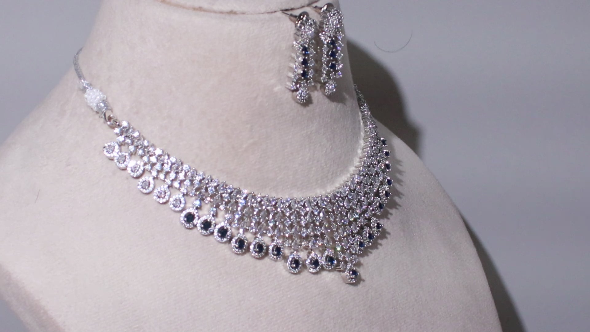 Silver Finish Cascading Teardrop Necklace Set