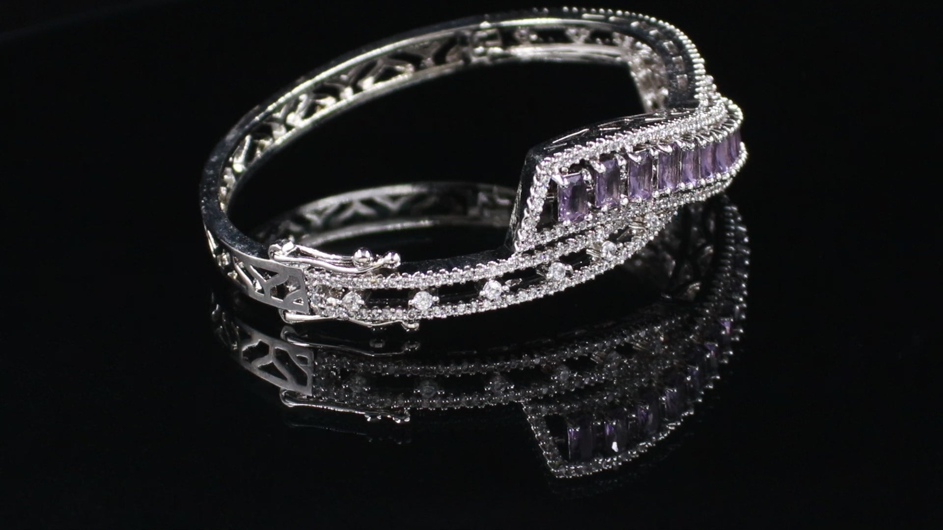 Silver Finish Asymmetric Wave Bracelet